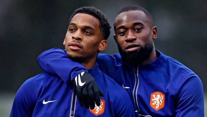 LIVE EK-kwalificatie | Oranje met basisdebutanten Geertruida, Taylor en Simons tegen Frankrijk