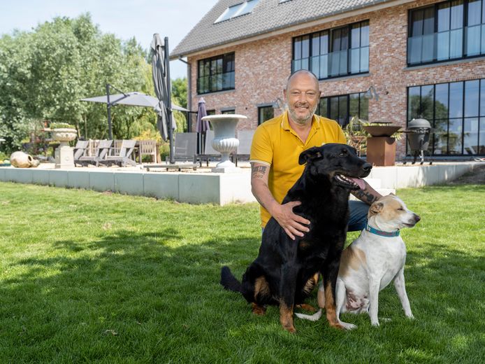 Dominique Persoone vertelt in Story over een van z'n favoriete plekjes: z'n groene tuin.