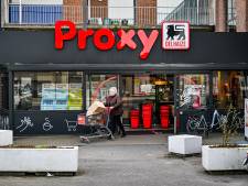 Licenciement, salaire moindre, travail le dimanche: la “franchisation” inquiète les employés de Delhaize