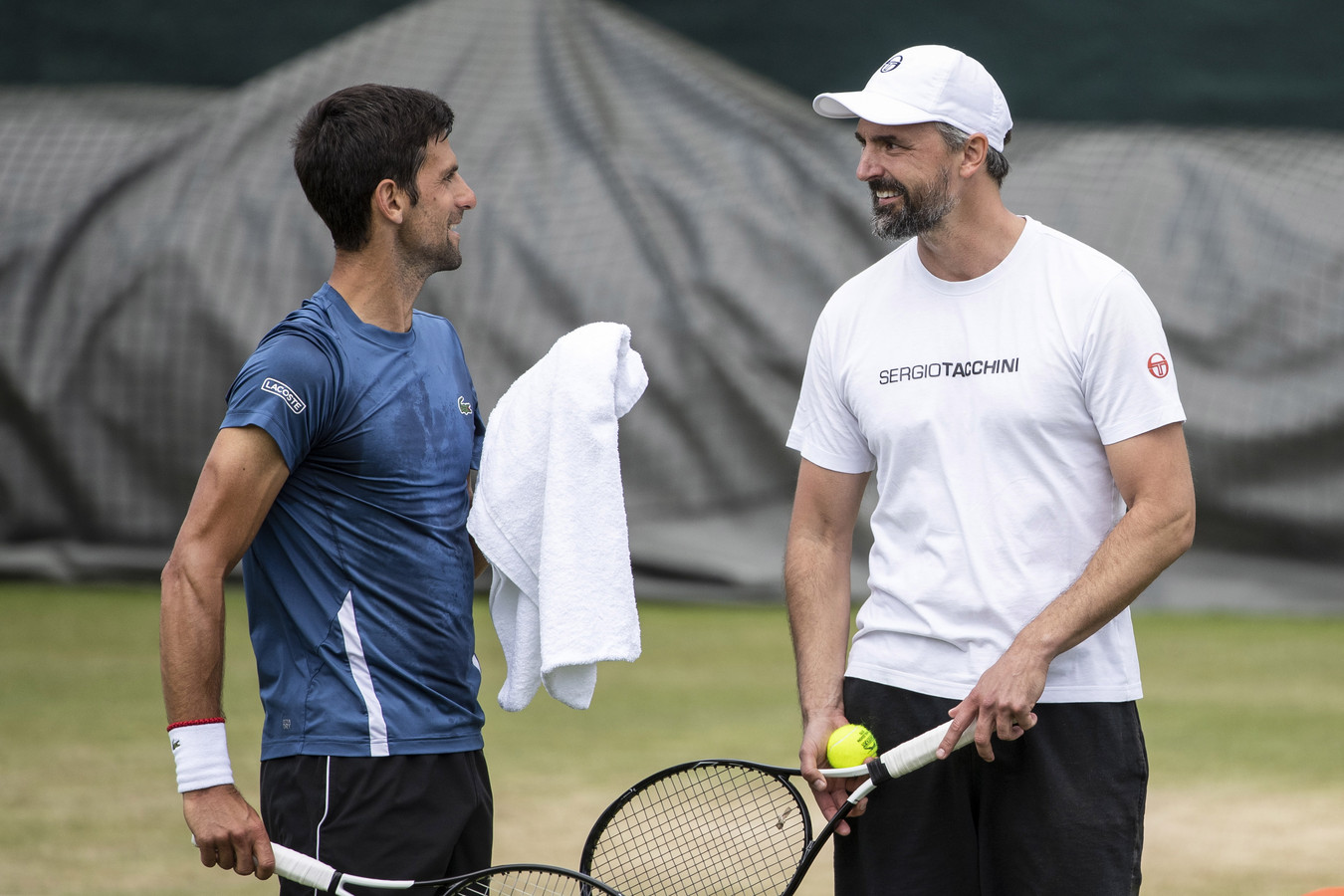 Djokovic Bedankt idool Ivanisevic Na Zege Op Japanner Nishioka Foto 