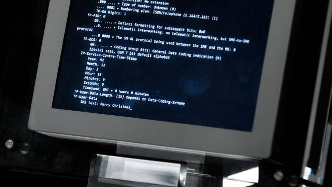Digitale code van allereerste sms geveild voor 107.000 euro