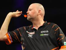 Van Barneveld direct naar huis op eerste EuroTour-toernooi, Van Duijvenbode treft Nederlander