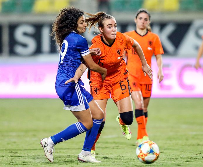 Jill Roord maakte een hattrick.