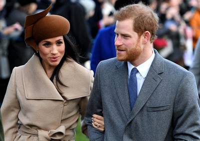 Dit is de vrouw die prins Harry en Meghan aan elkaar koppelde
