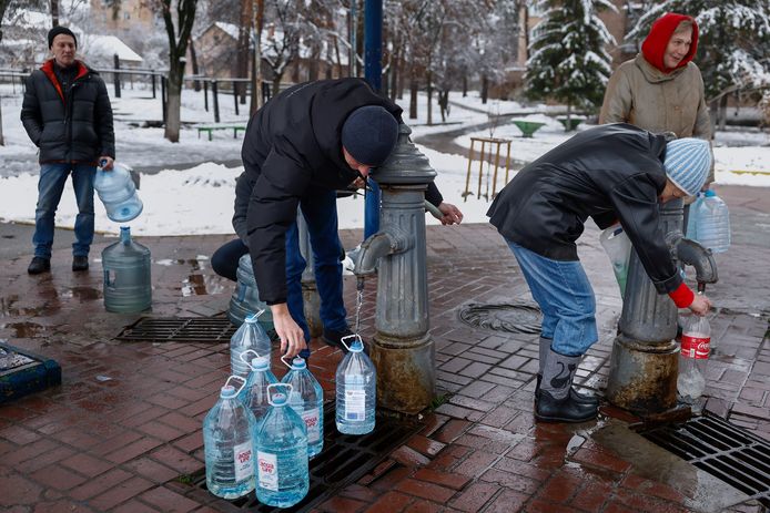 Behalve in Kiev zit ook andere gemeentes zoals Vodohin zonder water of elektriciteit.