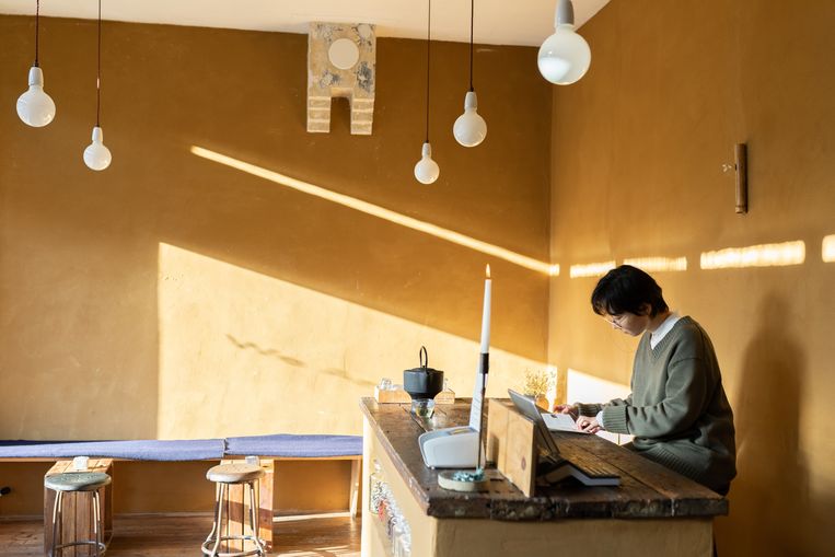 An Chi Massage Lounge op de Overtoom. Beeld Nina Schollaardt