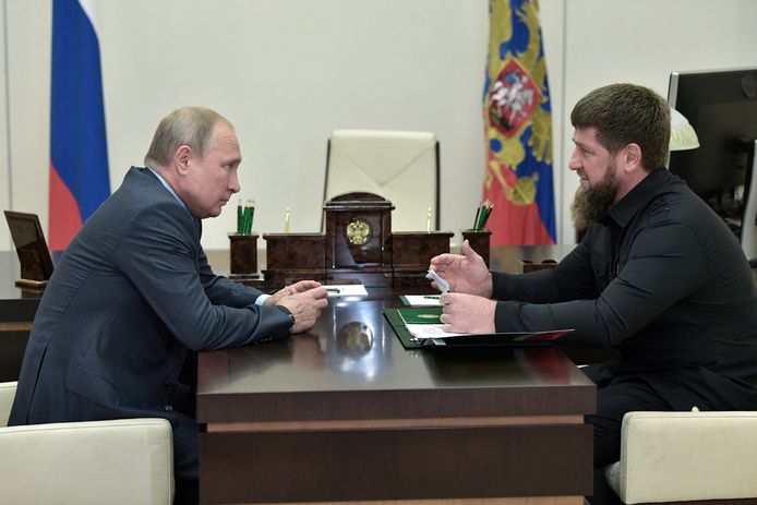 Vladimir Poetin en Ramzan Kadyrov tijdens een eerdere ontmoeting in Moskou.