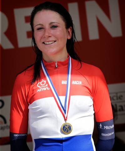 Daags na de Tour haalt hele vrouwelijke wielertop naar Boxmeer