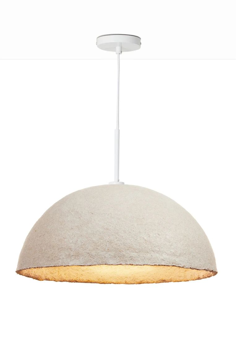 ‘Mushlume’-lamp van ontwerper Danielle Trofe, € 585,64. grown.bio Beeld 