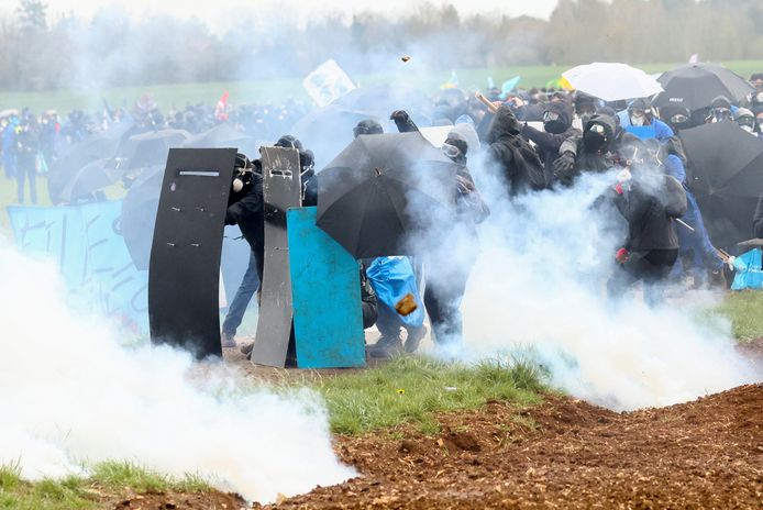 REUTERS
