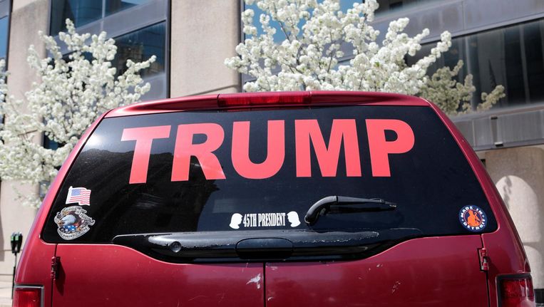Auto in Michigan, een staat die altijd Democratisch stemde, maar nu voor Donald Trump heeft gekozen, 24 april. Beeld reuters
