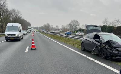 Weg weer vrij na ongeval met twee voertuigen op de A2 bij Maarheeze