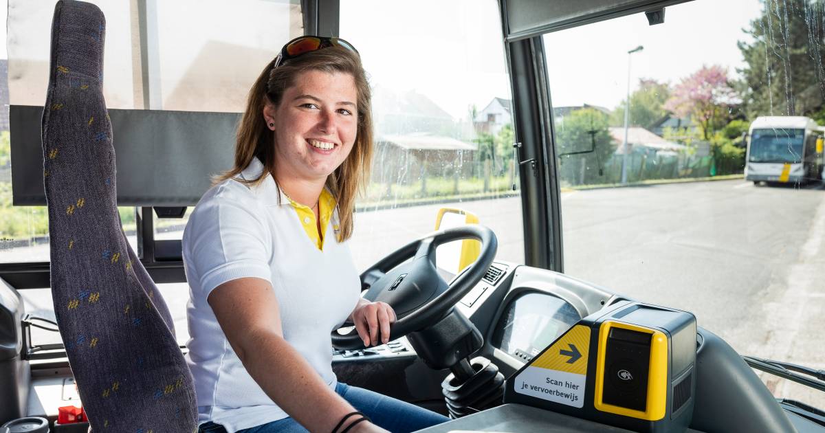 VERDIEN IK. Shanie (24) verdient als buschauffeur 400 euro meer dan vroeger: denk dat ik tot aan mijn pensioen ga doen” | Economie | hln.be