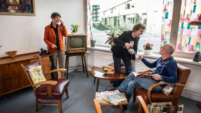 In dit huis is alles ingericht in de stijl van de jaren zestig: ‘Mensen kunnen hier herinneringen ophalen’