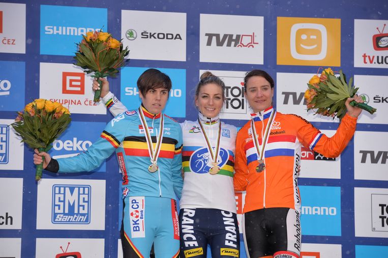 Ook Sanne Cant moet blij zijn met zilver, Ferrand-Prevot ...