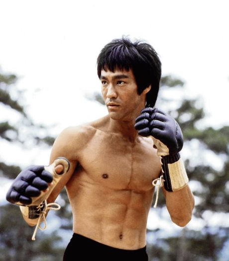La cause étonnante du décès de Bruce Lee dévoilée 