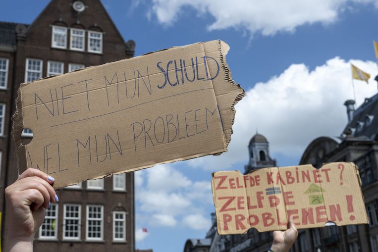 Studenten tijdens een demonstratie tegen de basisbeurs vorig jaar. Beeld ANP / Sabine Joosten
