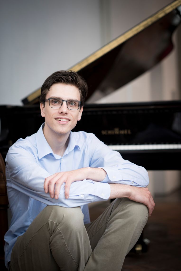 Pianist en organist in de Janskerk - Laurens de Man. Beeld Bram Petraeus