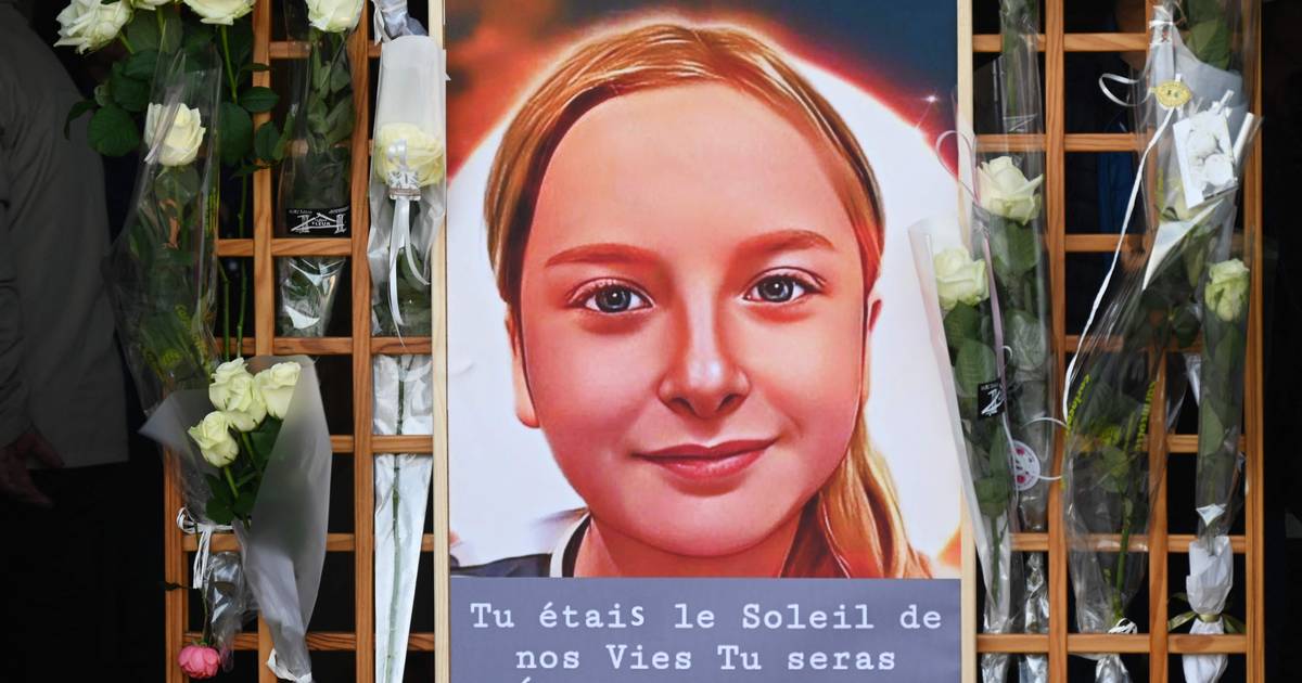 Un minorenne è stato arrestato dopo aver inviato un video scioccante al fratello maggiore della rissa, Lola (12).  All’estero