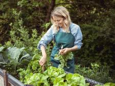 Zelf een moestuin aanleggen? Dat kan ook prima op je balkonnetje: ‘Zonnig plekje is al genoeg’