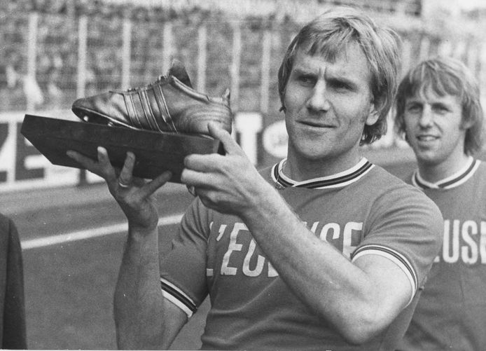 Johan Boskamp met zijn Gouden Schoen.