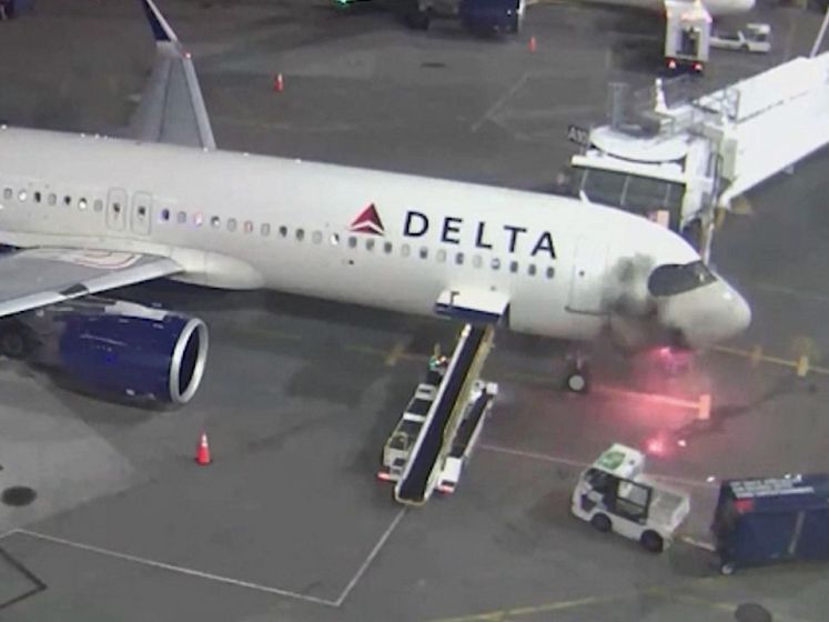 L'incendie d'un avion à l'aéroport de Seattle-Tacoma
