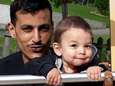 Jaar na dood baby Ibrahim krijgt verdachte enkelband: "Mijn zoon kreeg geen tweede kans, waarom dader dan wel?"
