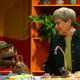 Paula Sleyp, de lieve verteller uit Sesamstraat, is overleden