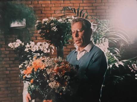 ‘Piet Heselmans (1931-2021) is op zijn negentigste in de bloei van zijn leven overleden’