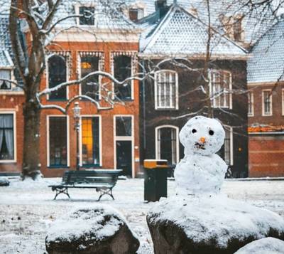 Handig! Op deze plekken in Groningen kun je deze winter gratis strooizout ophalen
