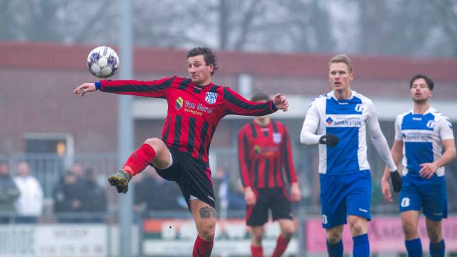 Koen Logen is blij dat hij na blessureleed weer kan voetballen voor SV Epe: ‘Hoop nog tijdje mee te gaan’