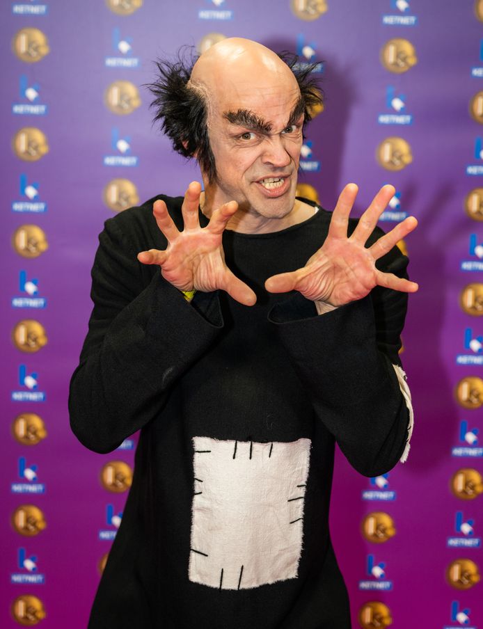 W817-acteur Govert Deploige als slechterik Gargamel uit De Smurfen.