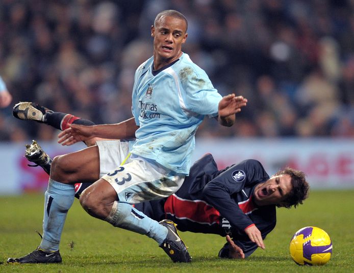 3 december 2008: met Man City in de Uefa Cup tegen PSG.