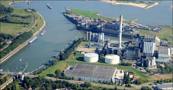 Na de afbraak van de kolencentrale wil Engie twee windmolens bouwen aan de kop van het MaasWaalkanaal.