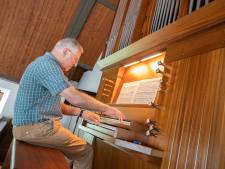 Na maandenlang zoeken heeft organist Jaap Bax van de Lochemse kerk zijn nieuwe instrument gevonden