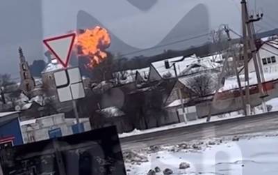Russisch militair vliegtuig neergestort nabij Belgorod: “Tientallen krijgsgevangenen aan boord”