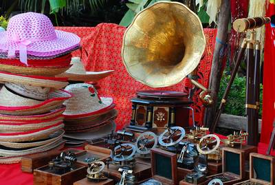 Rommelmarkt bij Scouting St. Andries