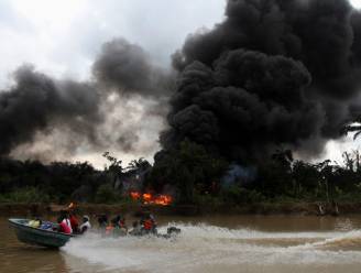 Tientallen doden na explosie in illegale olieraffinaderij in Nigeria