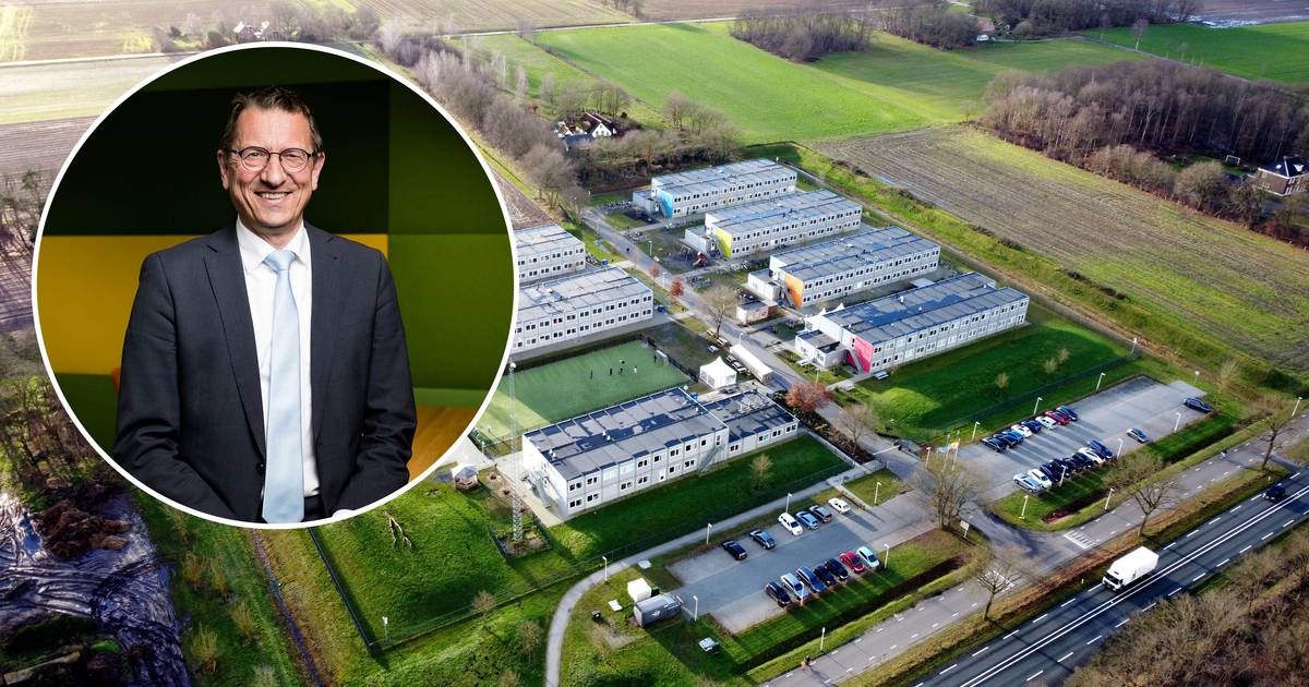 Gebiedsverbod voor eerste overlastgevende azc-bewoner Hardenberg, maar krijgt hij nog wel onderdak?