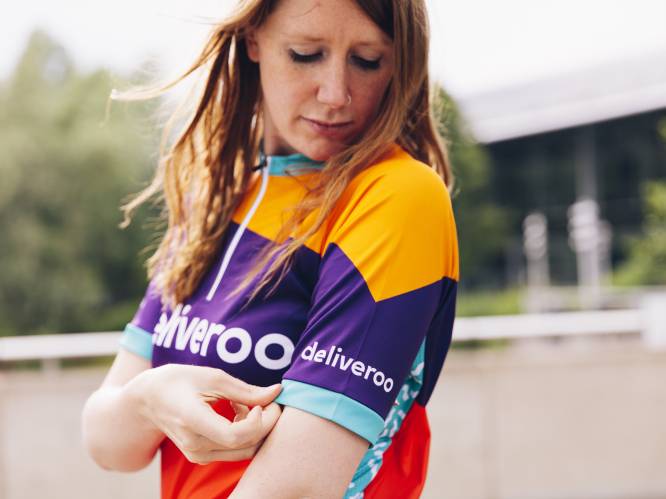 Limited edition Deliveroo-wielertruitje bij iedere bestelling bij Mozart Aalst