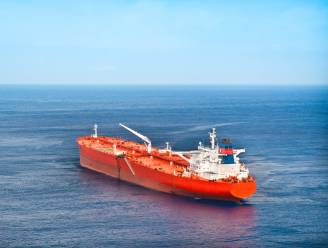 Tanker met 750 ton diesel vergaan voor de kust van Tunesië: autoriteiten proberen milieuramp af te wenden