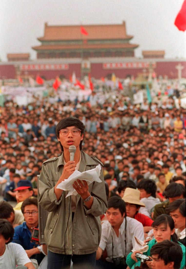 Leider van studenten die op 27 mei 1989 opriep tot een mars door Peking. Beeld Mark Avery/AP