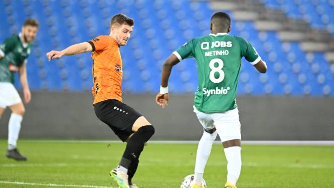 Jur Schryvers (SK Deinze): “Positie als defensieve middenvelder niet volledig nieuw voor mij”