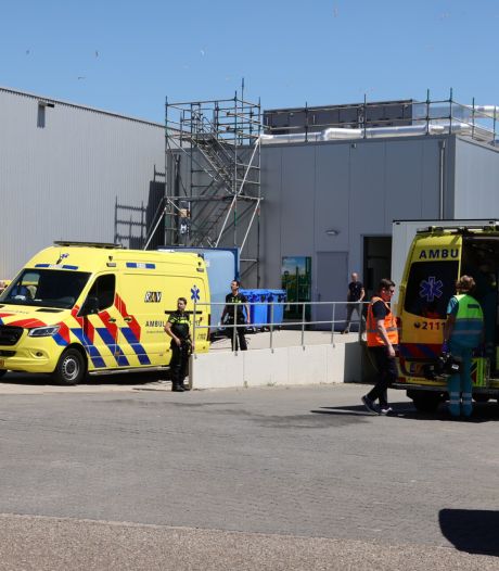 Twee gewonden door overgekookte pan bij bedrijf in Oss, slachtoffers naar ziekenhuis