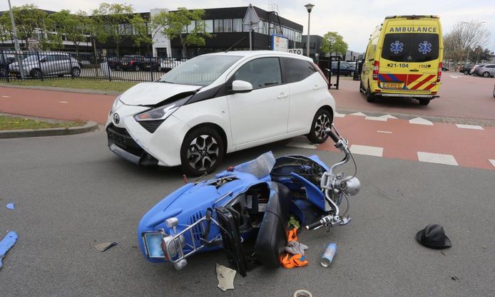 Ongeluk Rietveldenweg in Den Bosch.