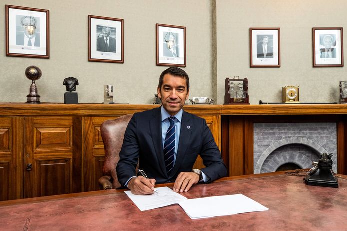 Giovanni van Bronckhorst bij zijn nieuwe club Rangers FC.