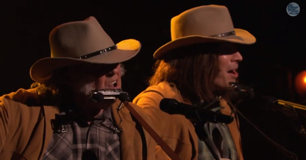 Jimmy Fallons duet met Neil Young (filmpje) Humo