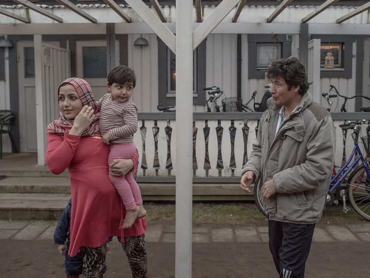 Afghaanse asielzoekers in een vakantiepark in het Zweedse Halmstad. Beeld Getty Images
