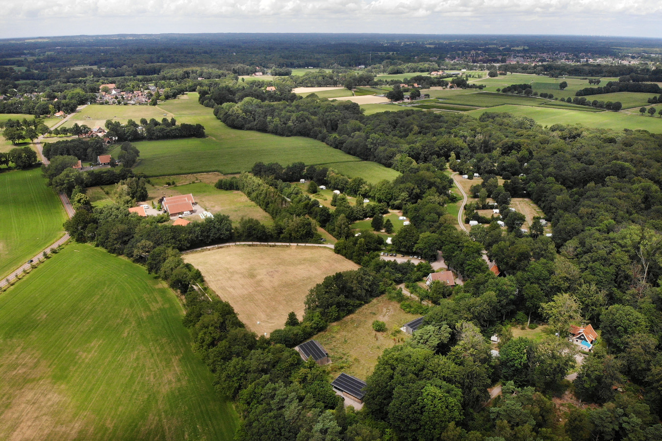 Natuurcamping Olde Kottink in Beuningen, dat in de nabije toekomst omgebouwd moet worden tot een recreatiepark met 70 vakantiechalets. Dit tot grote onvrede van de actiegroep Geen Landal in Dinkeldal.