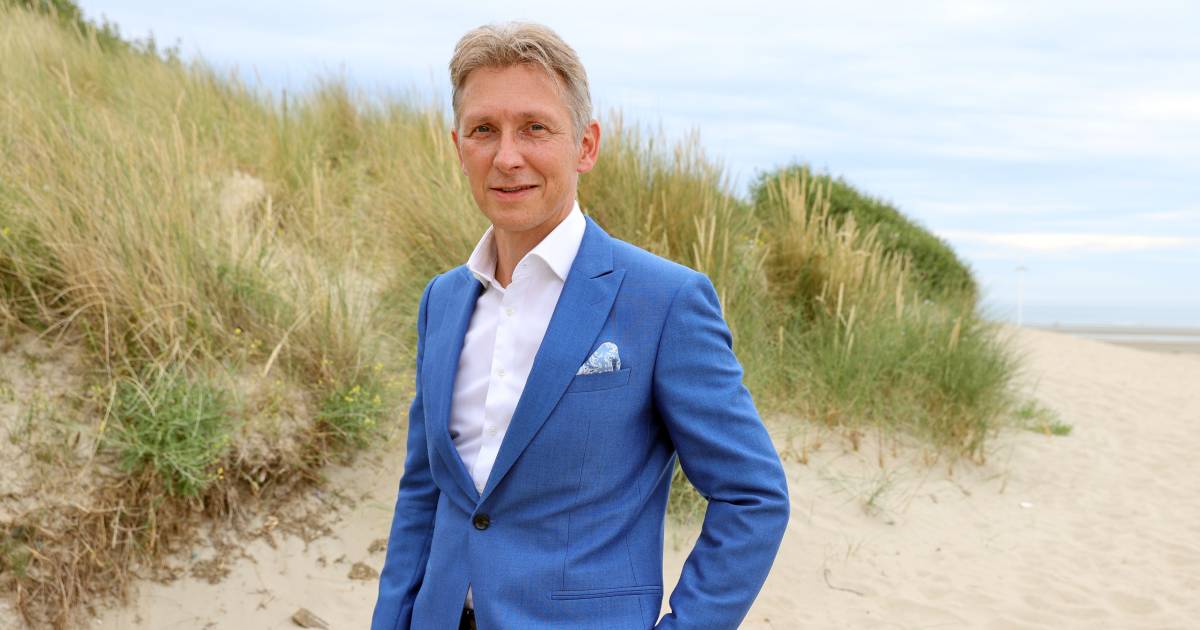 Helmut Lotti is van de trap gevallen “Mijn rug staat straks vast volledig blauw” BV hln.be